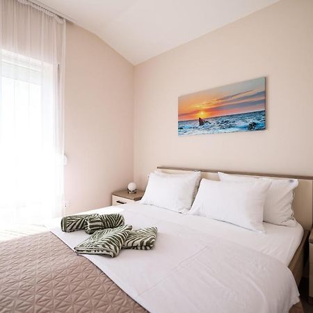 Apartments Anka With Seaview 沃希 外观 照片