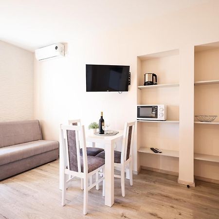 Apartments Anka With Seaview 沃希 外观 照片