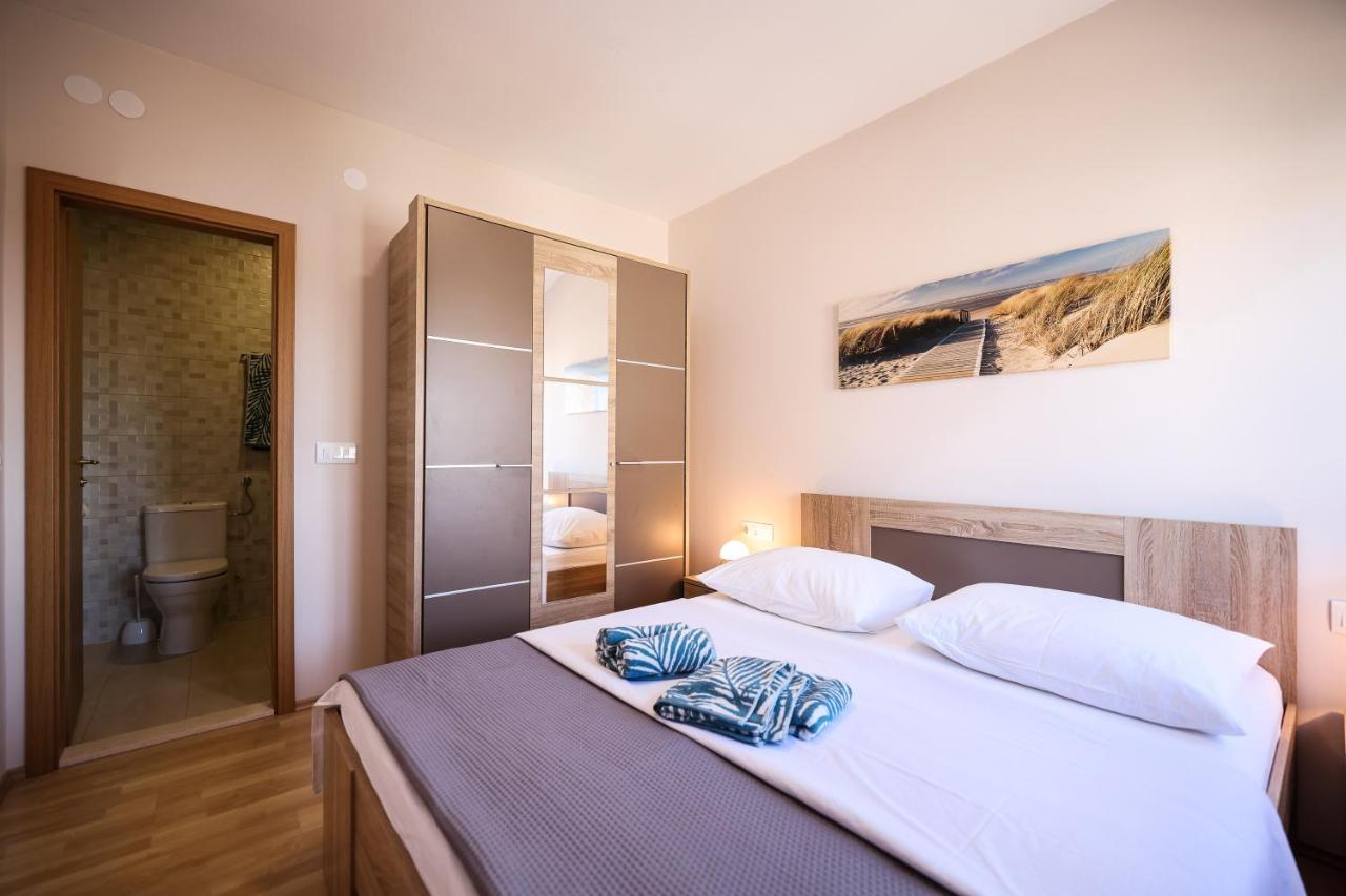 Apartments Anka With Seaview 沃希 外观 照片