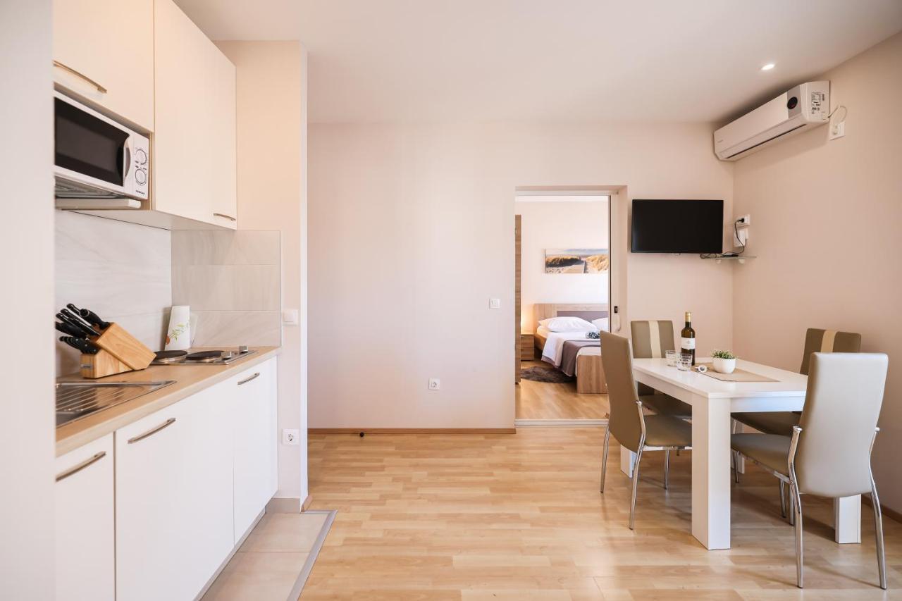 Apartments Anka With Seaview 沃希 外观 照片